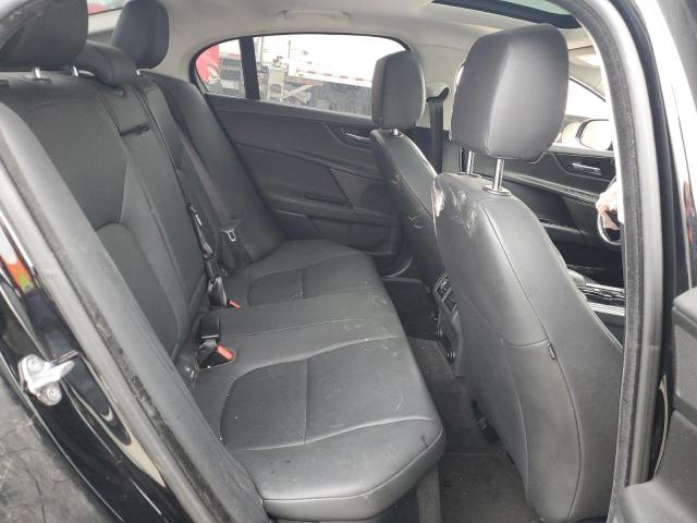 2017 JAGUAR XE PREMIUM SAJAJ4BV5HCP15076