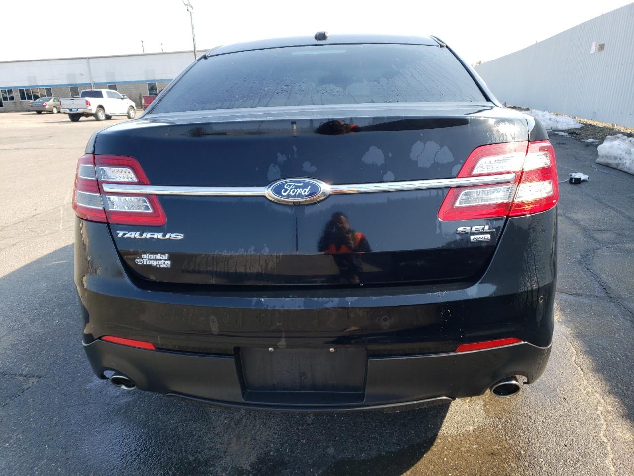 1FAHP2H88GG139529 2016 Ford Taurus Sel