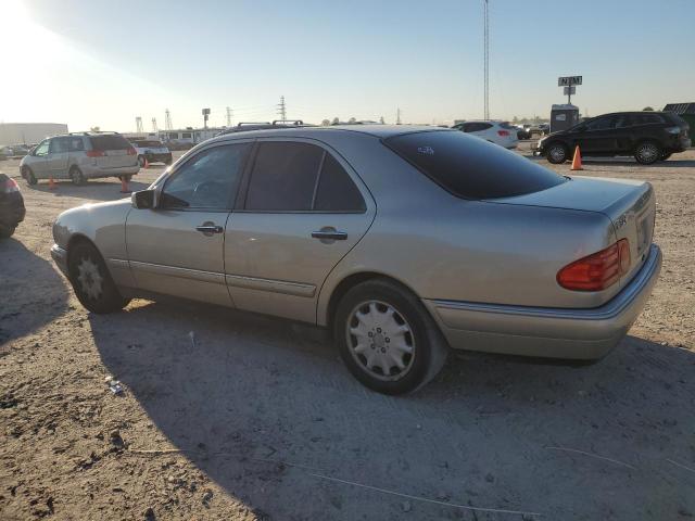 1999 Mercedes-Benz E 320 VIN: WDBJF65HXXA902162 Lot: 44339884