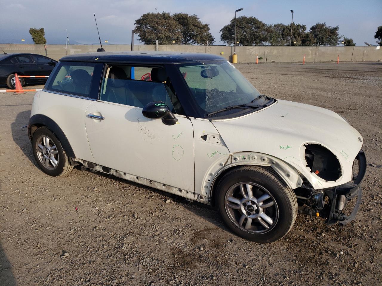 WMWSU3C58DT547024 2013 Mini Cooper