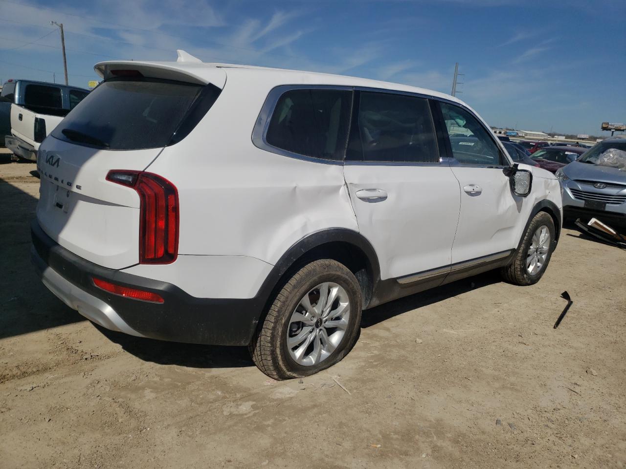 5XYP2DHC0NG311640 2022 Kia Telluride Lx 5XYP2DHC0NG311640 2022 Kia Telluride Lx