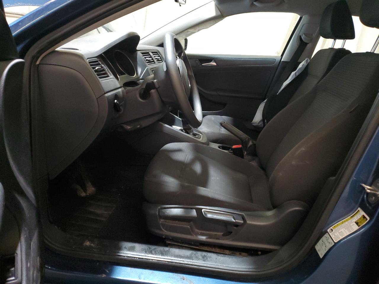 3VW267AJ8GM374111 2016 Volkswagen Jetta S