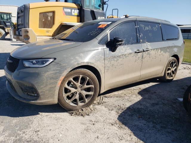 Lot #2505931435 2023 CHRYSLER PACIFICA L salvage car