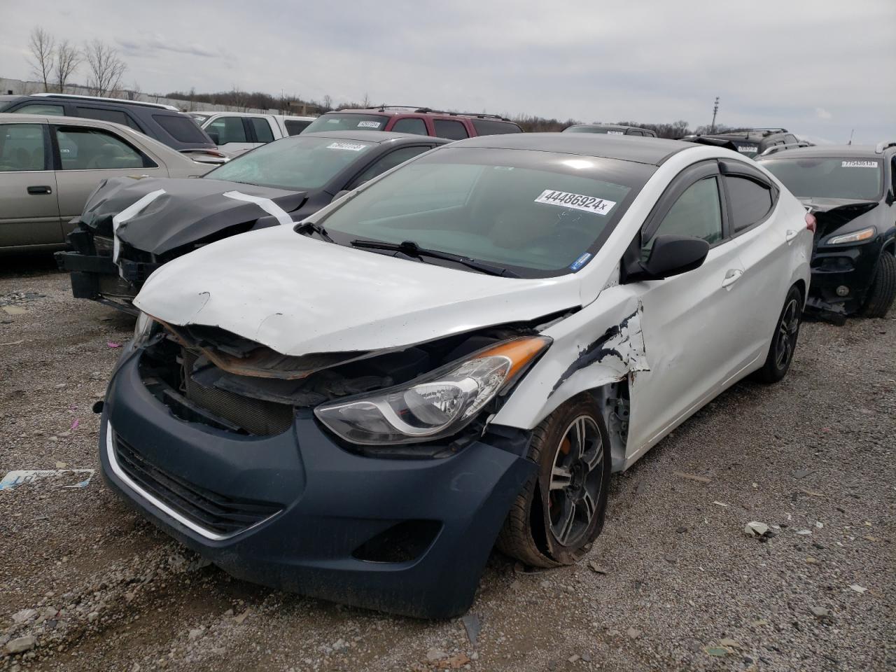 5NPDH4AE1DH320268 2013 Hyundai Elantra Gls