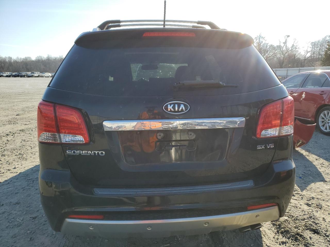 5XYKW4A22CG306842 2012 Kia Sorento Sx