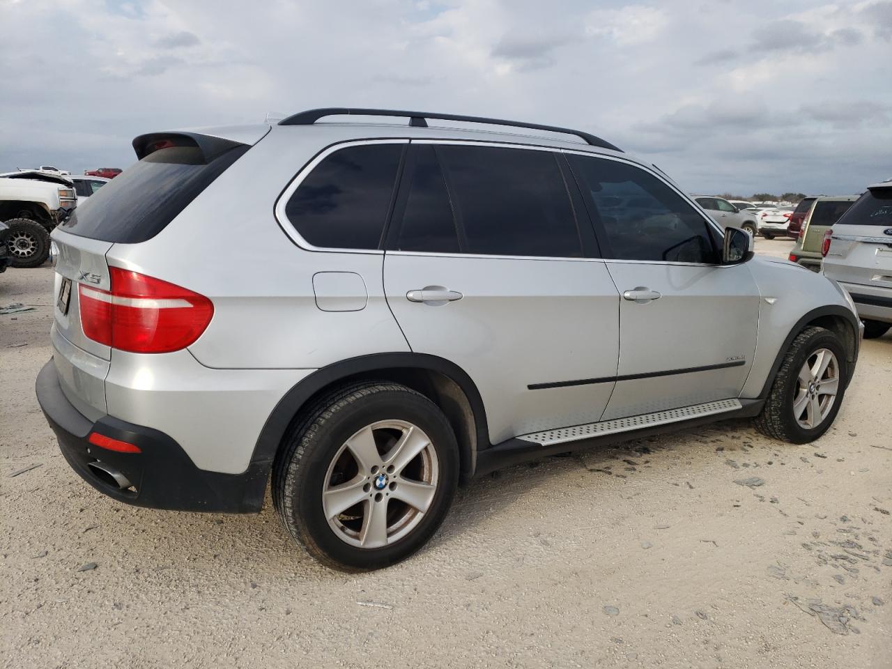 5UXFE83539L170512 2009 BMW X5 xDrive48I