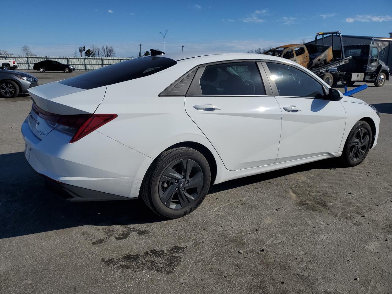 2023 Hyundai Elantra Blue vin: KMHLM4AJ3PU043777