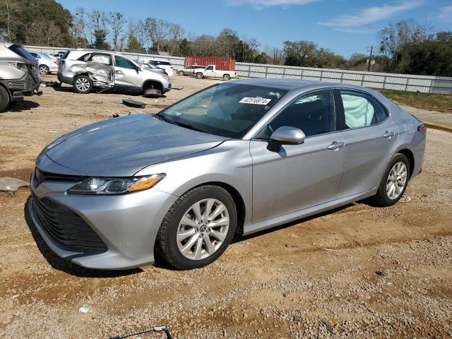 Lot #2443660715 2020 TOYOTA CAMRY LE salvage car