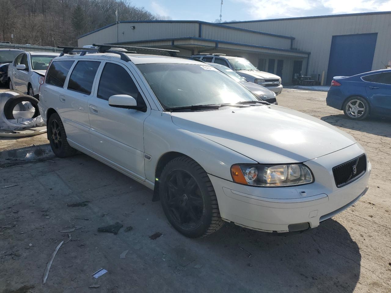 YV1SW592752507430 2005 Volvo V70 Fwd