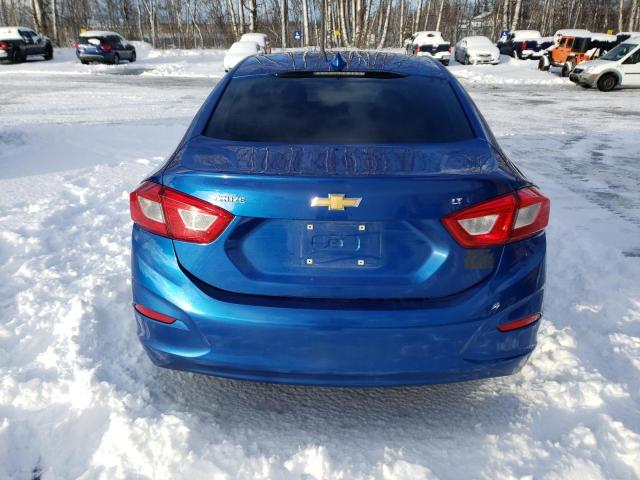 2018 CHEVROLET CRUZE LT - 1G1BE5SM5J7181136