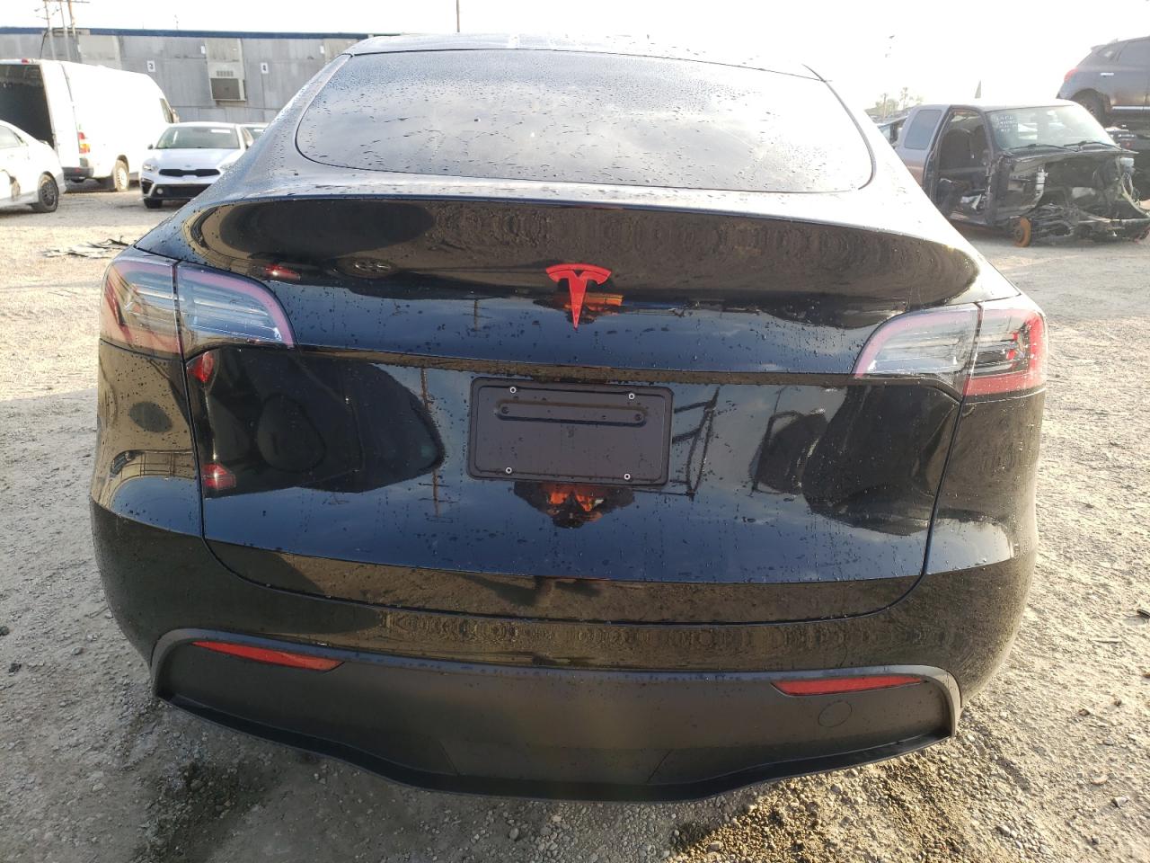 7SAYGDED7PF942241 2023 Tesla Model Y