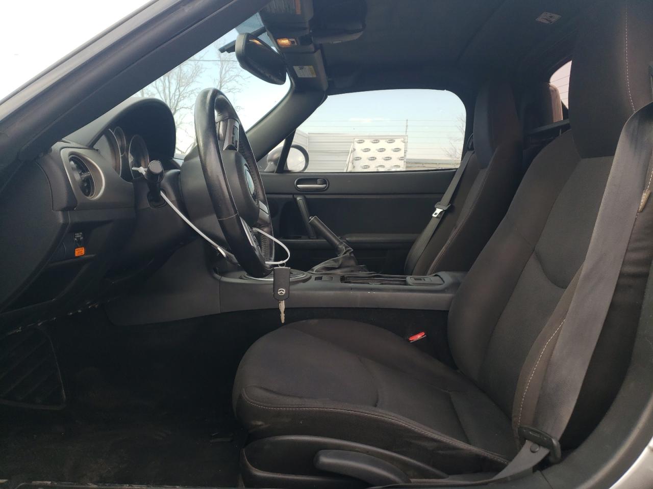 JM1NC2MF1B0216112 2011 Mazda Mx-5 Miata