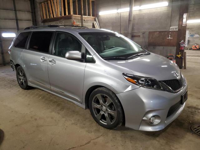 2017 TOYOTA SIENNA SE 5TDXZ3DC3HS789666