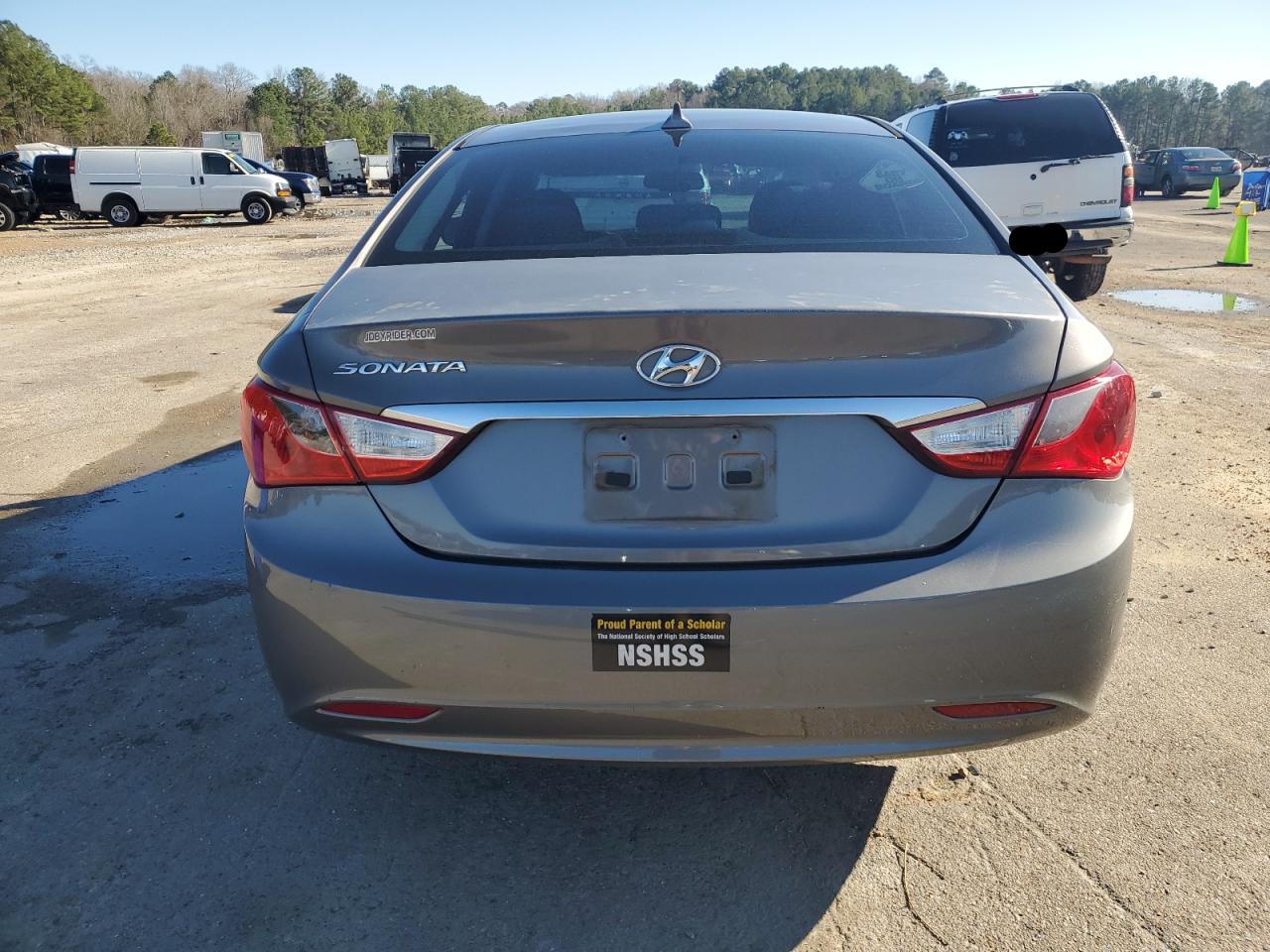 Lot #2343719788 2013 HYUNDAI SONATA GLS