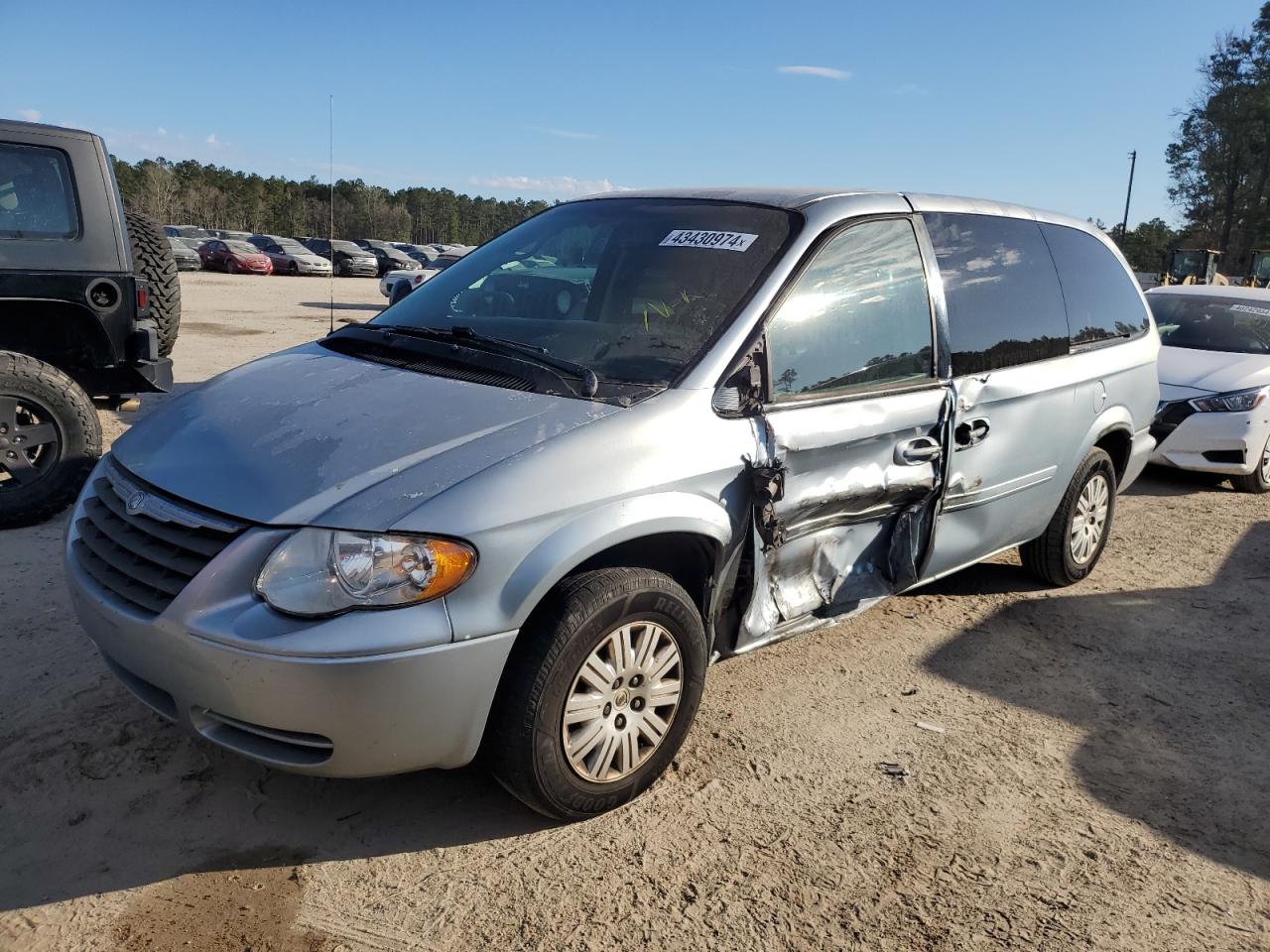 2A4GP44RX6R897573 2006 Chrysler Town & Country Lx