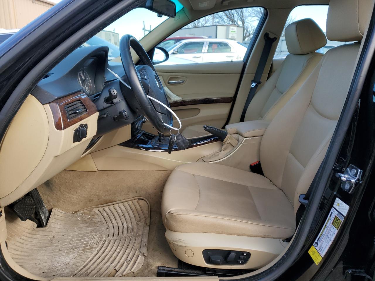 WBAVA37567NL15773 2007 BMW 328 I