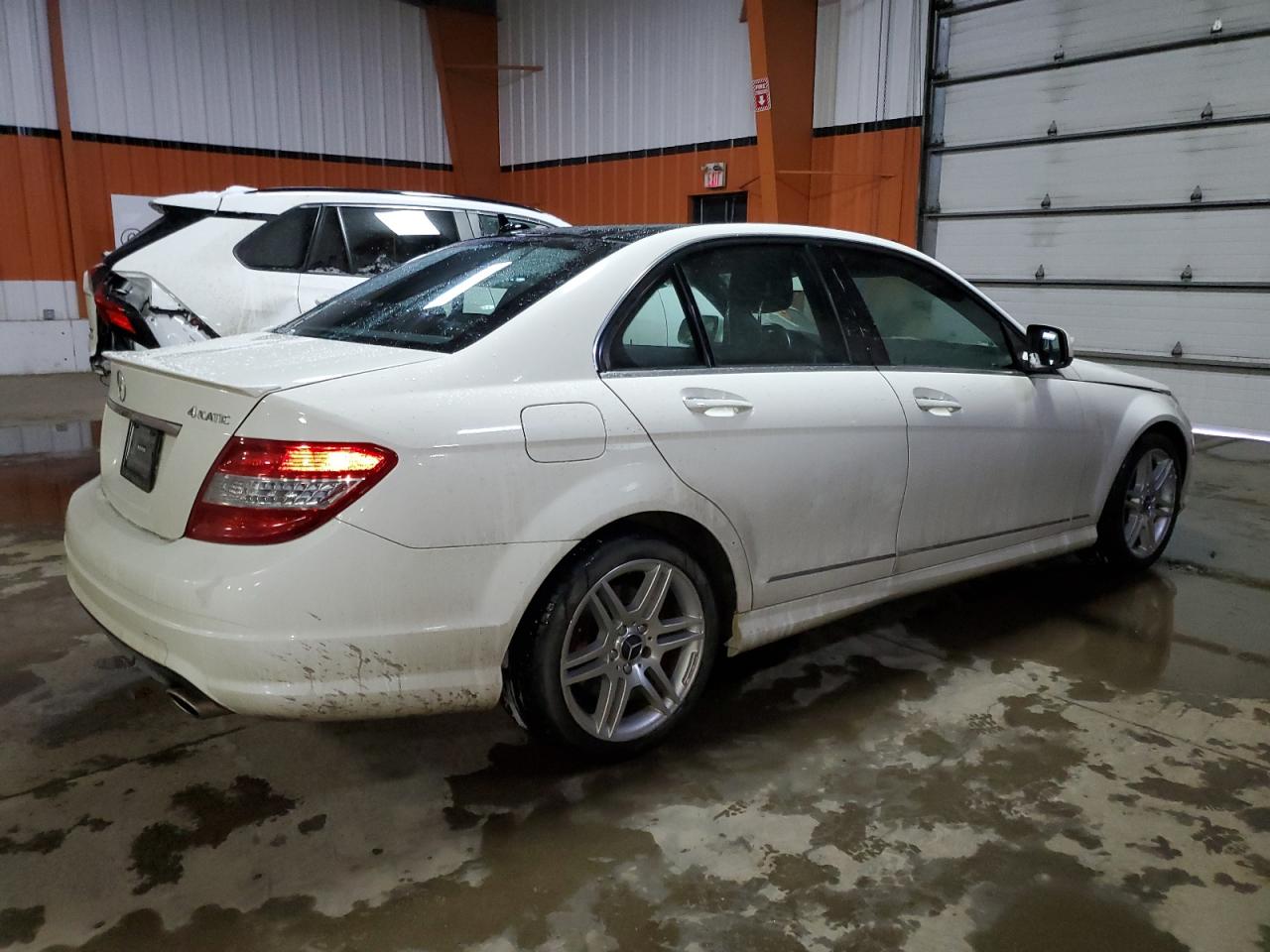 WDDGF87X38F082304 2008 Mercedes-Benz C 350 4Matic