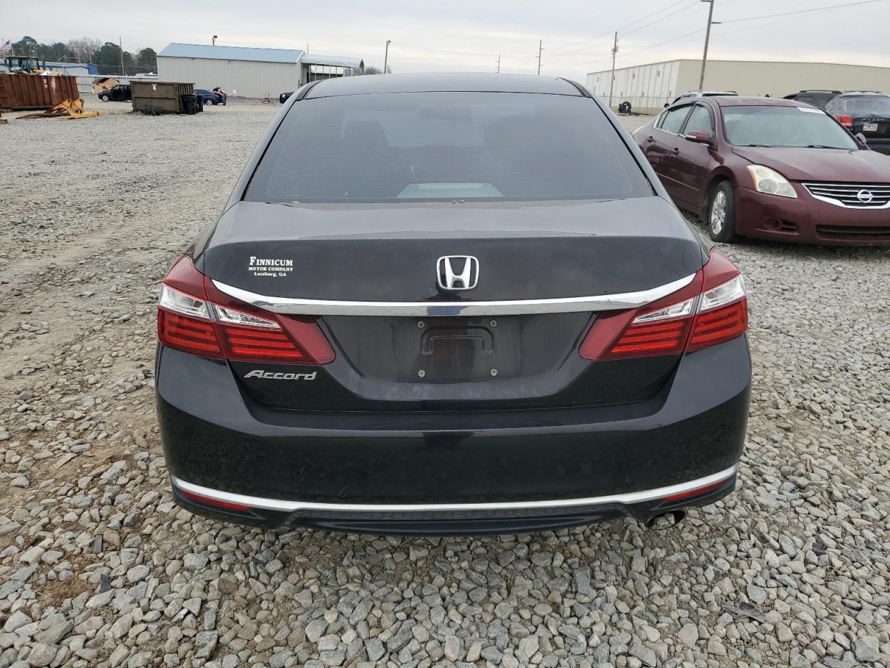 1HGCR2F3XHA255116 2017 Honda Accord Lx