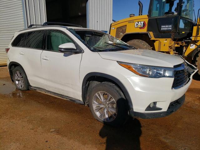 VIN 5TDKKRFH5FS076825 2015 Toyota Highlander, Xle no.4