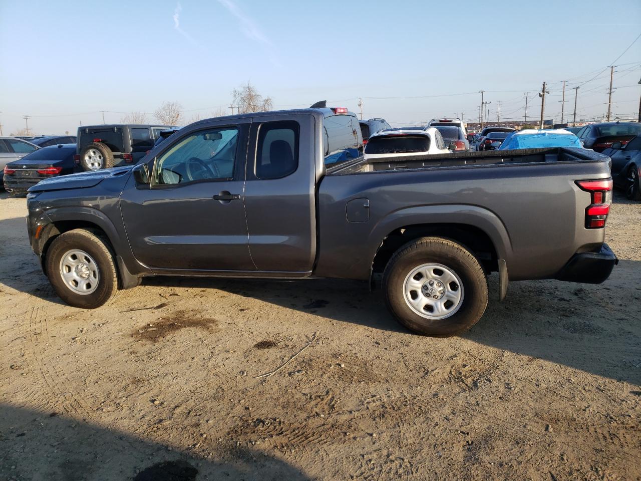 Lot #2340460472 2023 NISSAN FRONTIER S