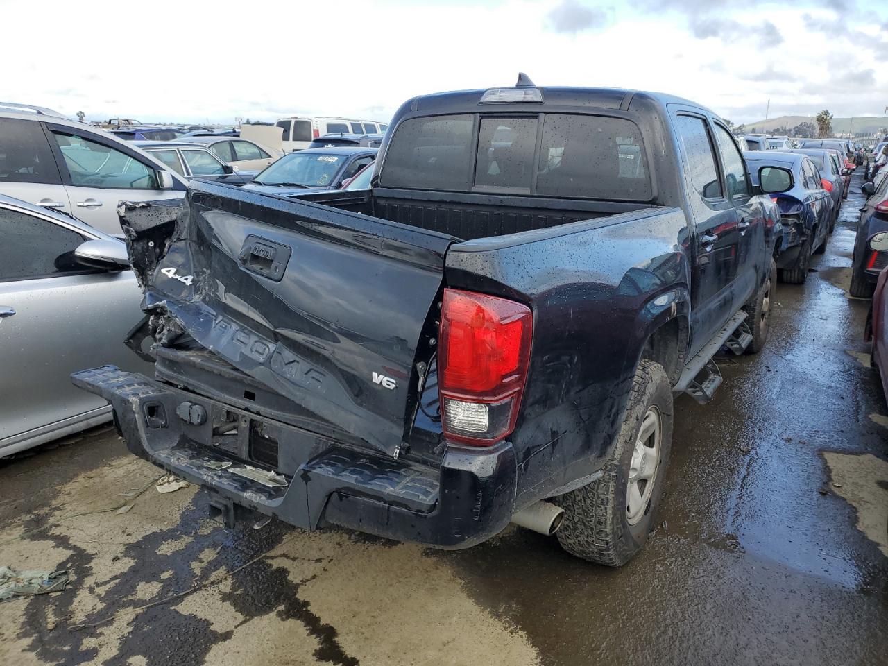 3TMCZ5AN9KM279698 2019 Toyota Tacoma Double Cab/Sr/Sr5/Trd Spo