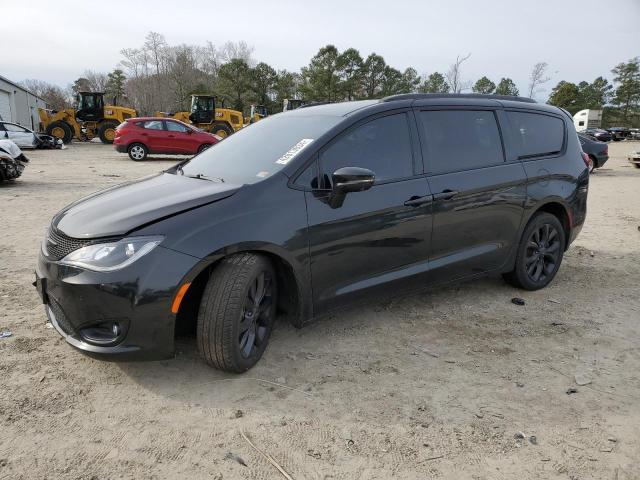 2C4RC1GG0JR339369 2018 CHRYSLER PACIFICA, photo no. 1