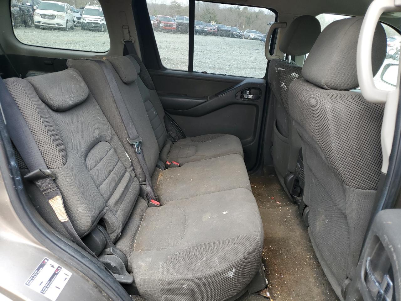 5N1AR18W85C776838 2005 Nissan Pathfinder Le