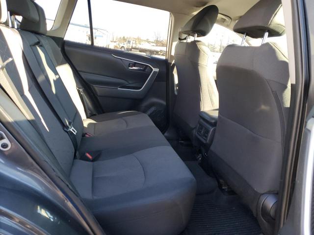 2021 TOYOTA RAV4 XLE 2T3P1RFV8MW156470