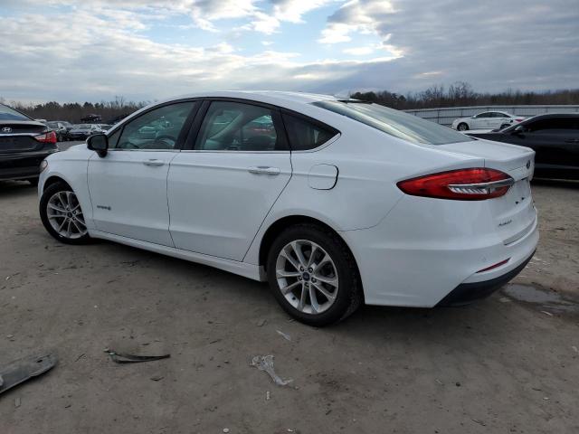 VIN 3FA6P0LUXKR261780 2019 Ford Fusion, SE no.2