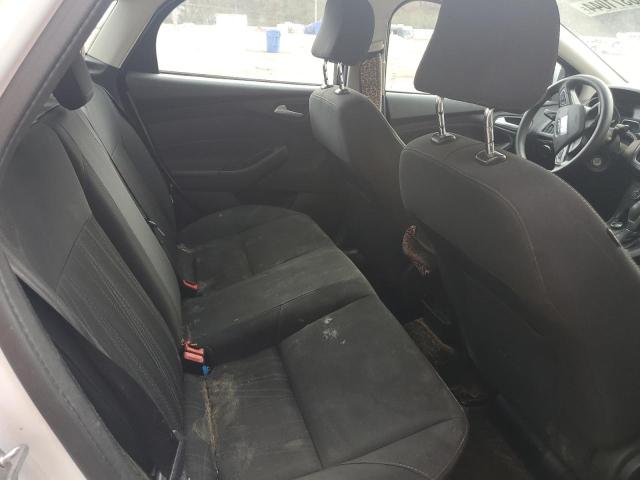 2017 Ford Focus Se VIN: 1FADP3F2XHL215747 Lot: 40371044