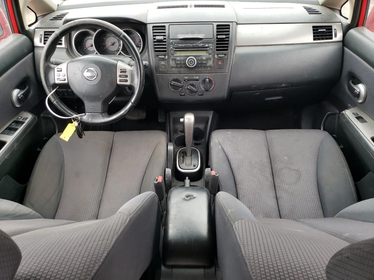 3N1BC13EX8L399174 2008 Nissan Versa S