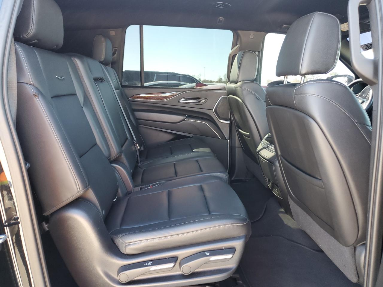 1GYS3JKL4MR358825 2021 Cadillac Escalade Esv Luxury