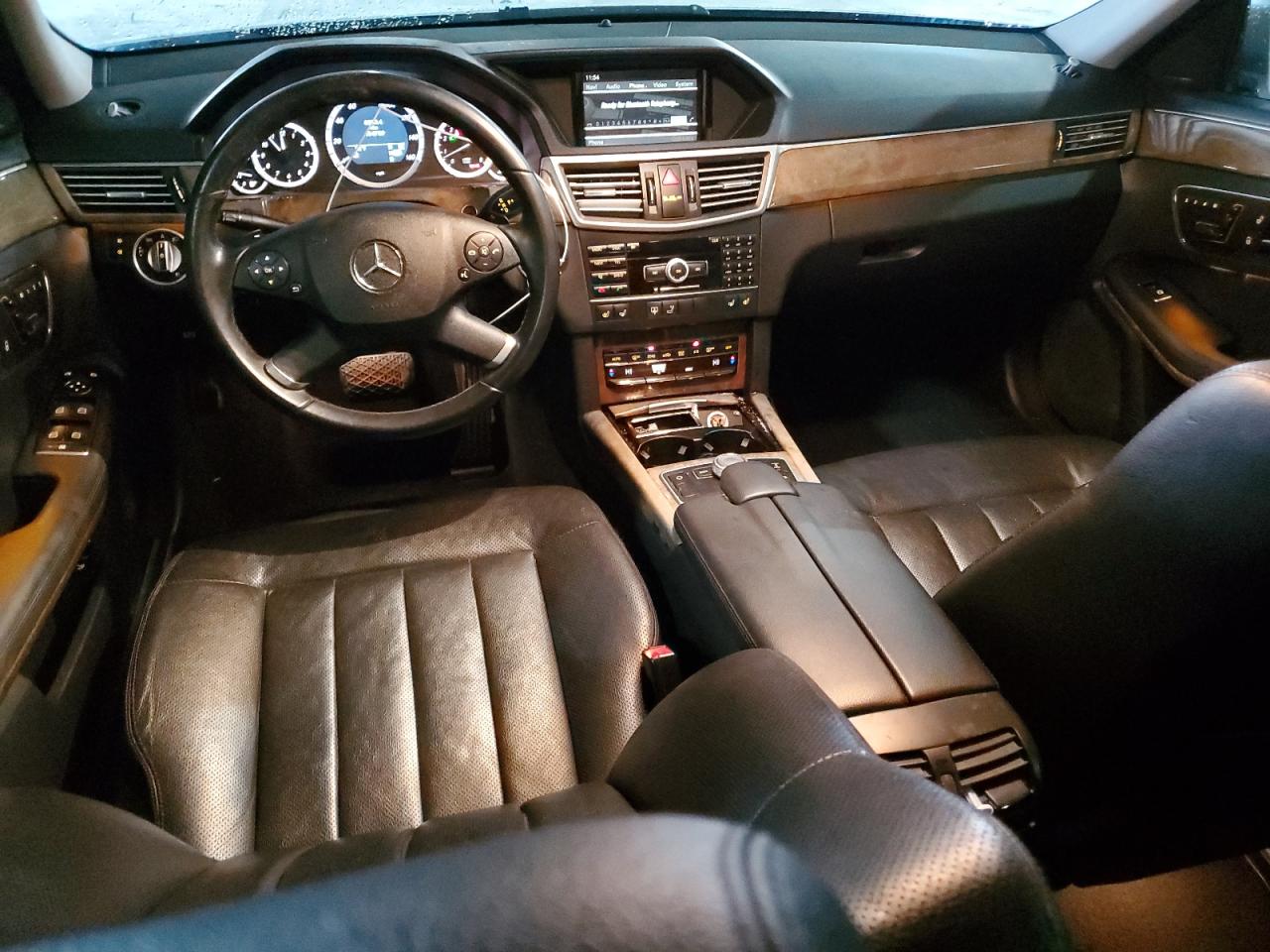 WDDHF9AB3BA412356 2011 Mercedes-Benz E 550 4Matic