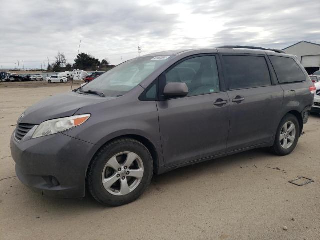Lot #2473224207 2013 TOYOTA SIENNA LE salvage car