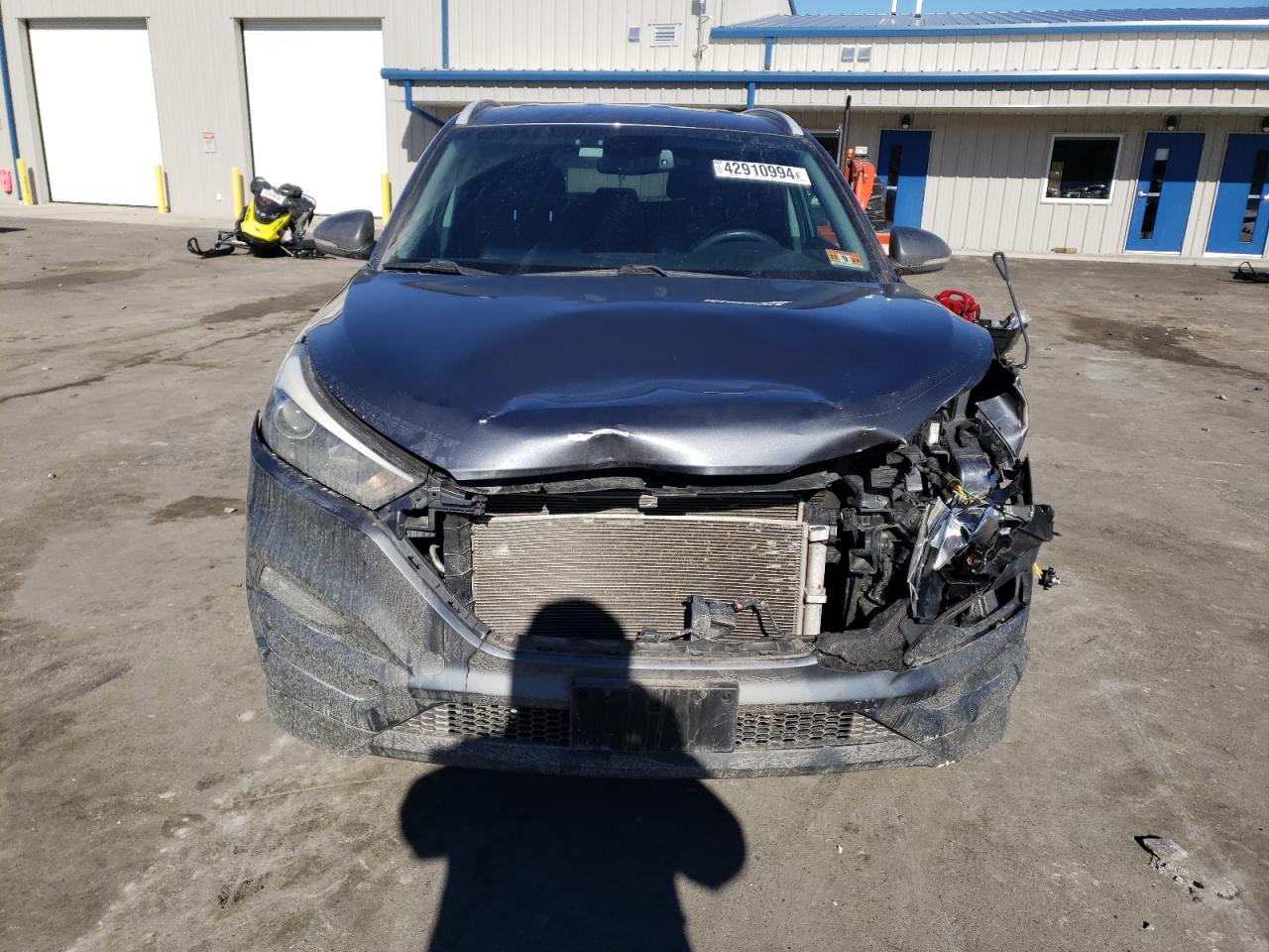 KM8J33A45HU408945 2017 Hyundai Tucson Limited