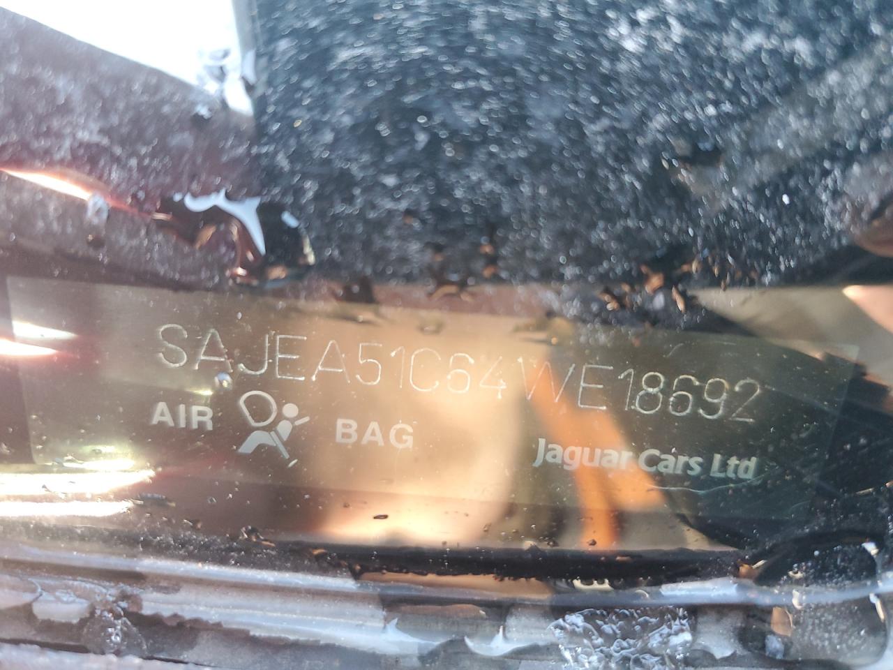 SAJEA51C64WE18692 2004 Jaguar X-Type 3.0