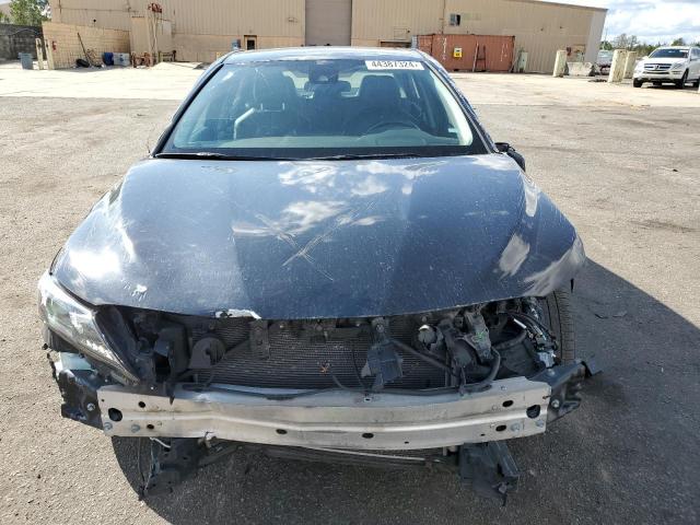 VIN 4T1G11AK7MU517226 2021 Toyota Camry, SE no.5