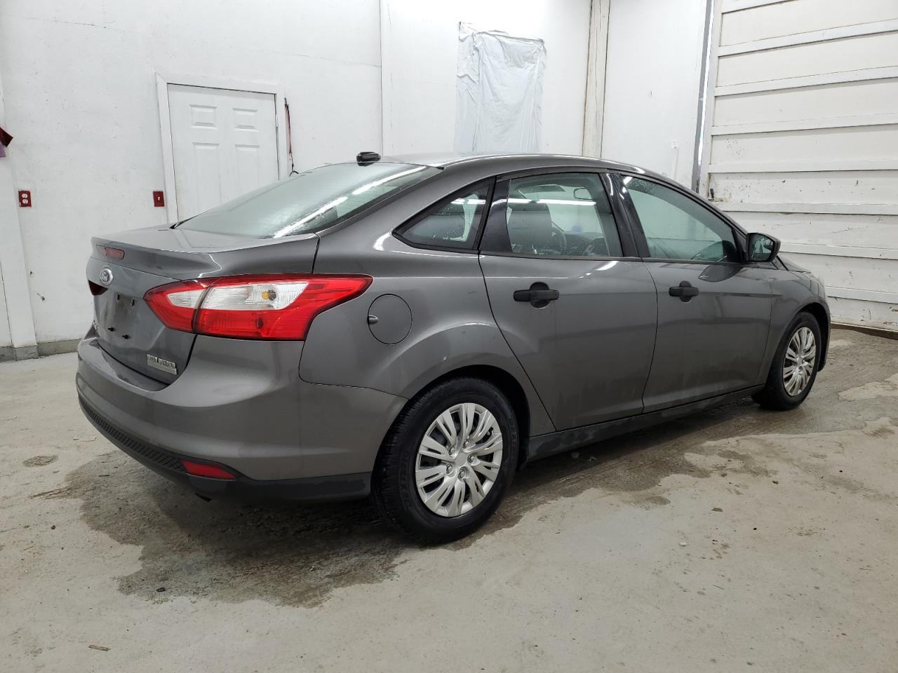 1FAHP3E28CL327796 2012 Ford Focus S