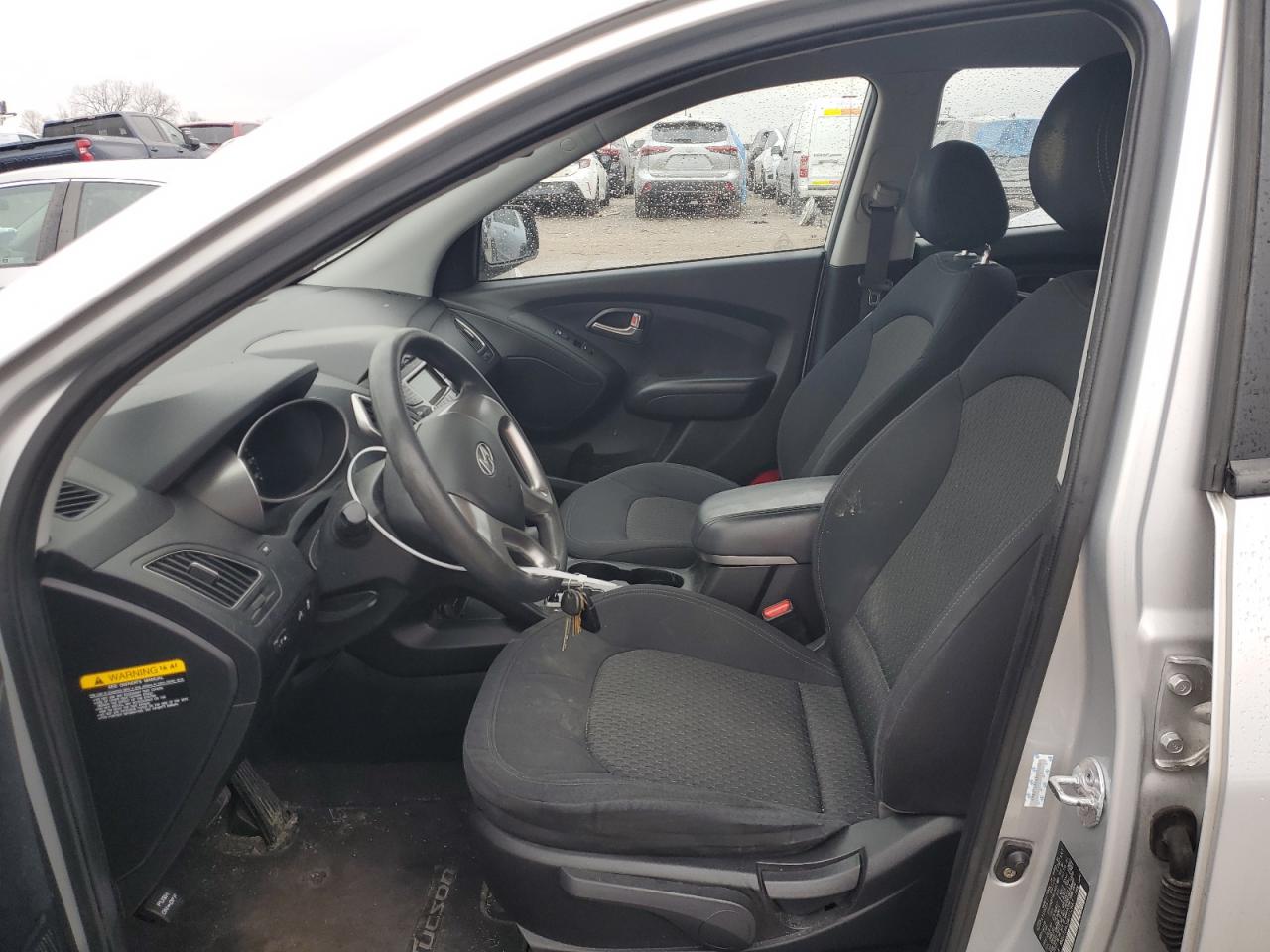 KM8JT3AC6AU112667 2010 Hyundai Tucson Gls