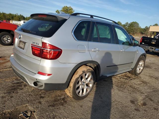 VIN 5UXZV4C50D0E05872 2013 BMW X5, Xdrive35I no.3