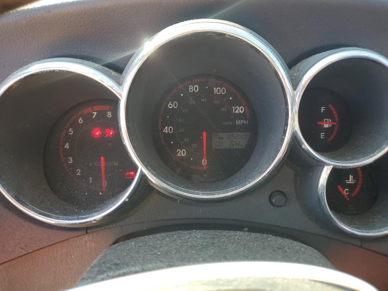 2T1KR32E45C480338 2005 Toyota Corolla Matrix Xr