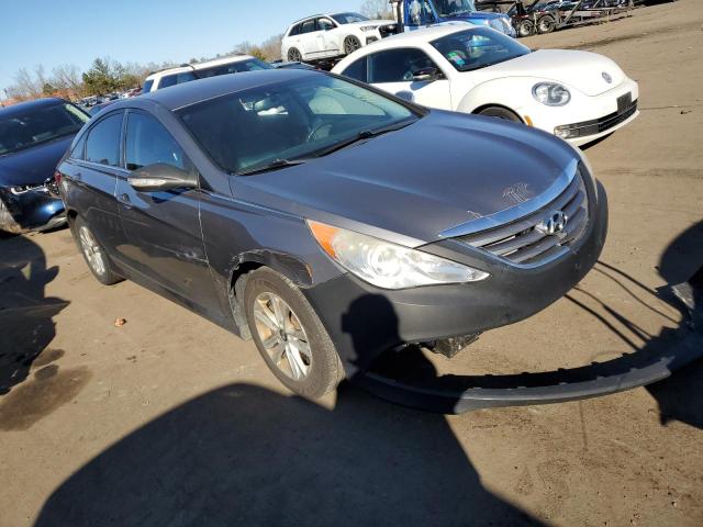 Lot #2461680429 2014 HYUNDAI SONATA GLS salvage car