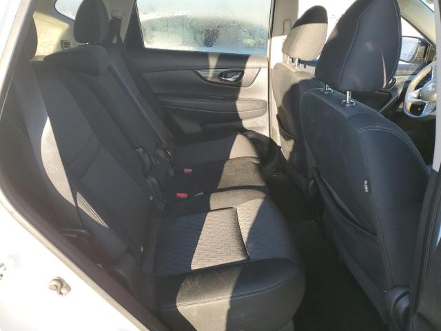 2017 NISSAN ROGUE S KNMAT2MT4HP601670