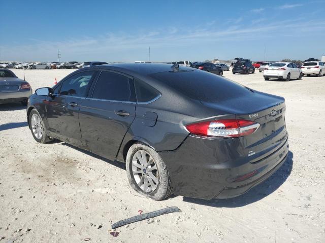 3FA6P0HD7LR223336 Ford Fusion SE 2