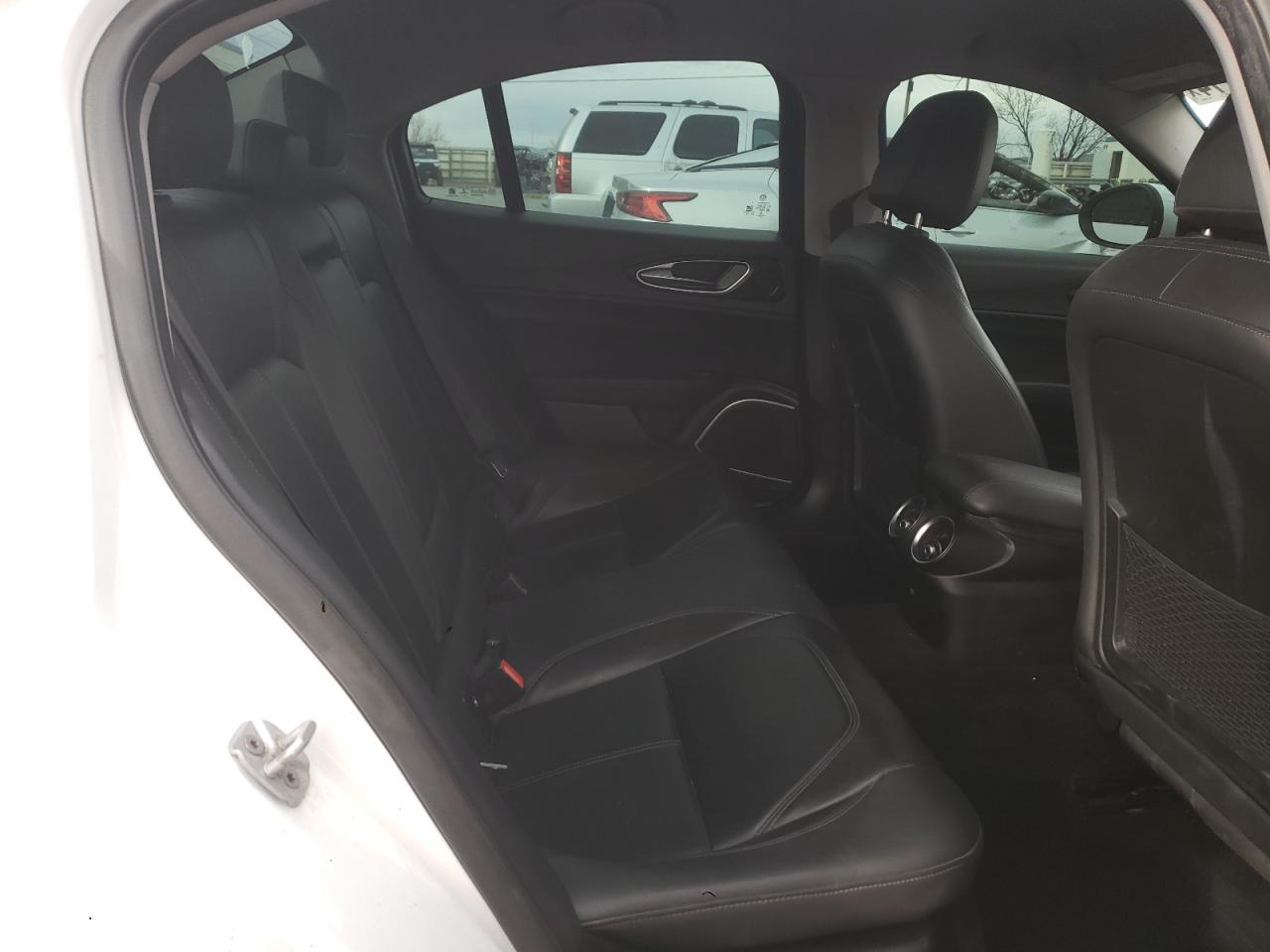 zarfaebn2j7582680 ZARFAEBN2J7582680 2018 Alfa Romeo Giulia