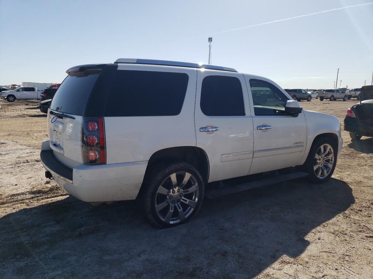 1GKFK03239R300761 2009 GMC Yukon Denali