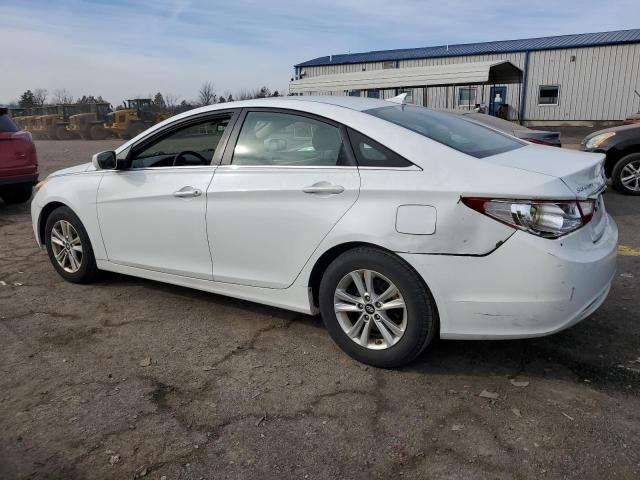 2011 Hyundai Sonata - Image 2