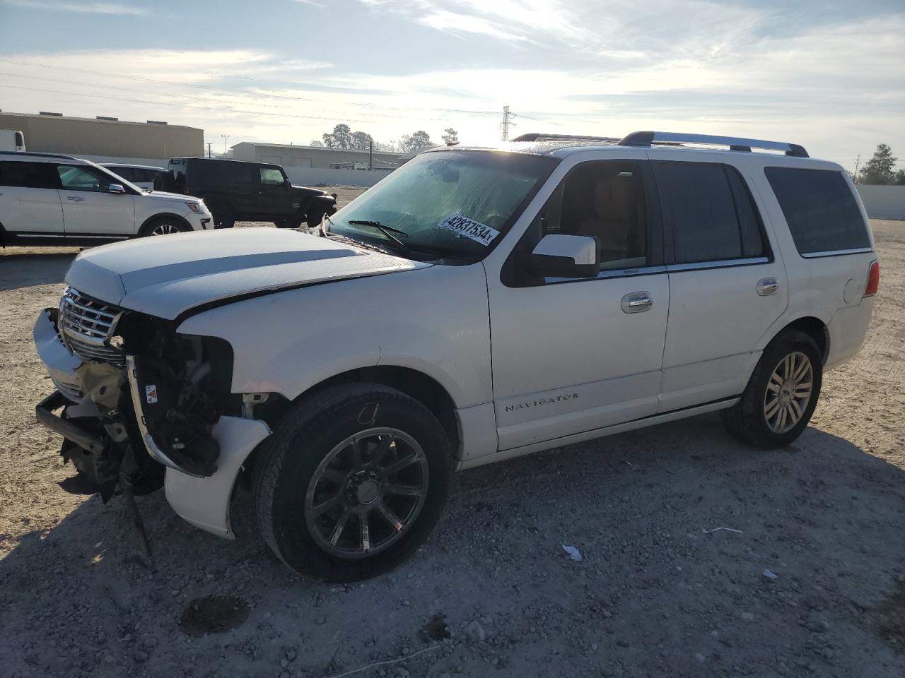 5LMJJ2H54BEJ03661 2011 Lincoln Navigator