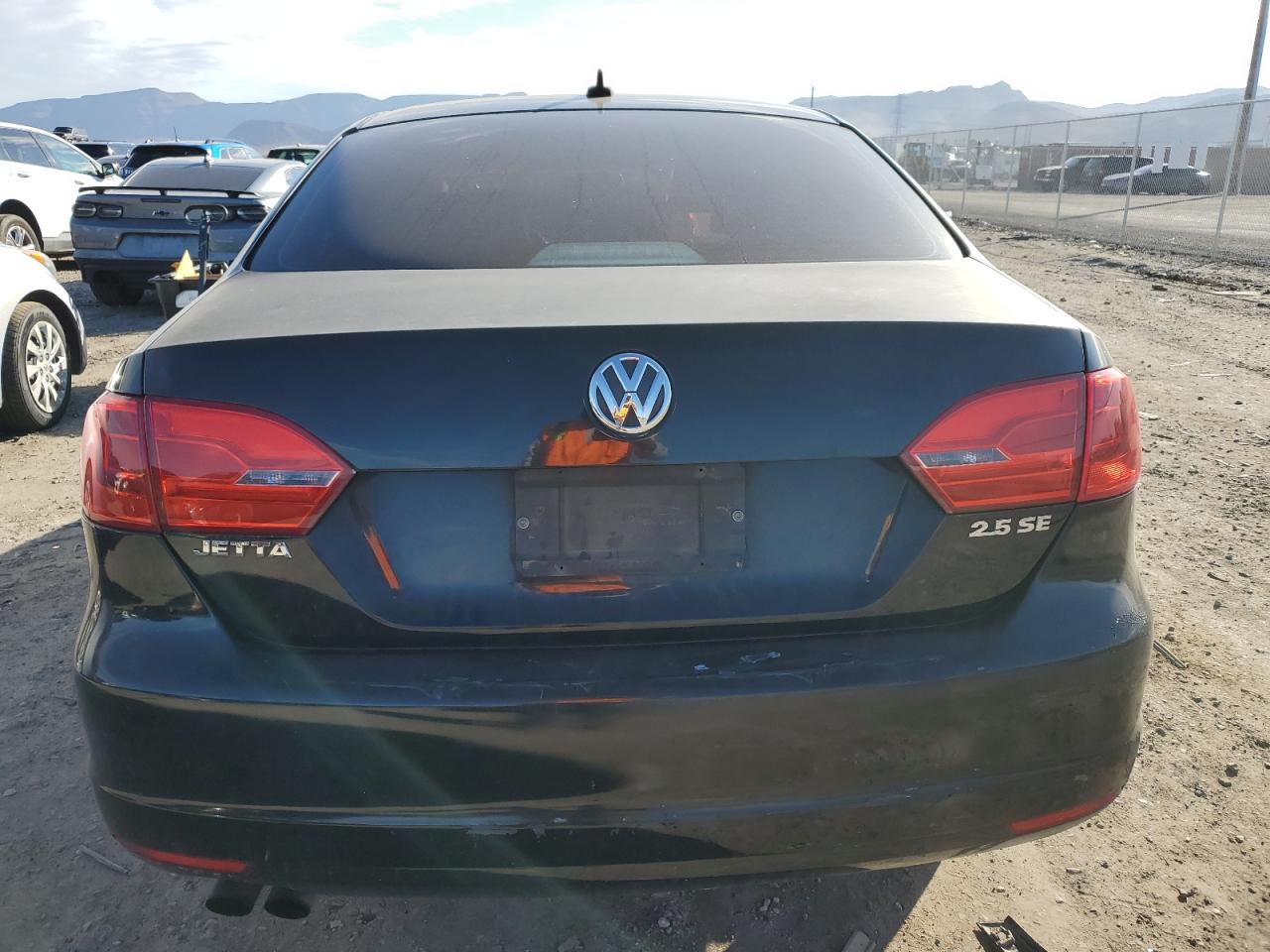 3VWDX7AJ4BM327723 2011 Volkswagen Jetta Se