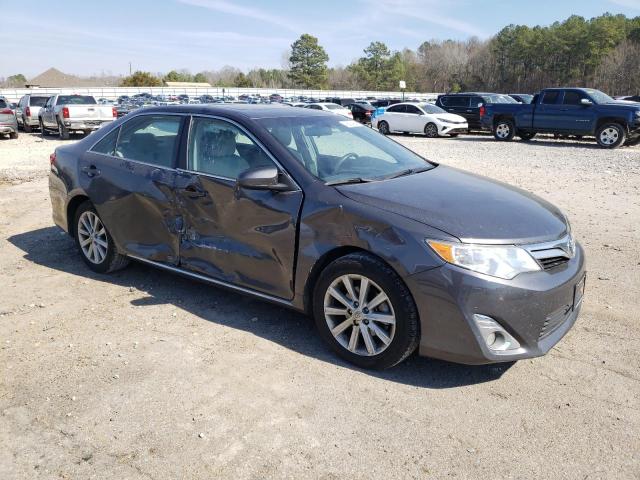 2014 Toyota Camry - Image 4